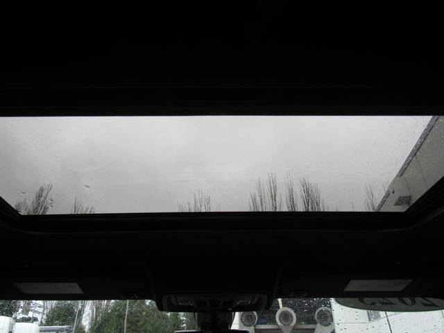 Used 2023 Chevrolet Silverado 3500 High Country image 32