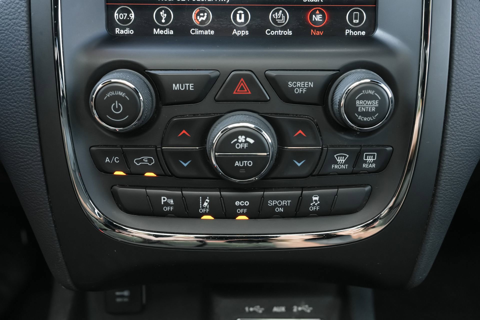 Used 2019 Dodge Durango R/T w/ Technology Group image 16