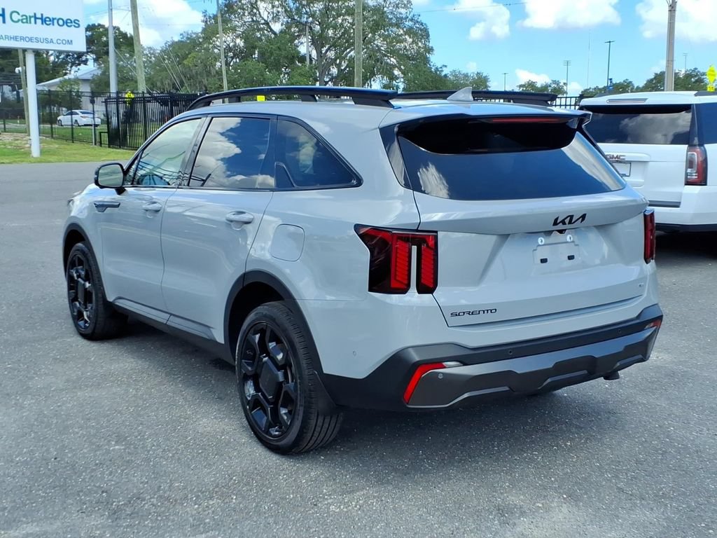 Used 2025 Kia Sorento SX AWD/4WD image 5