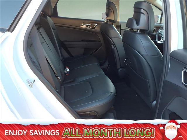 Used 2025 Kia Sportage SX image 14