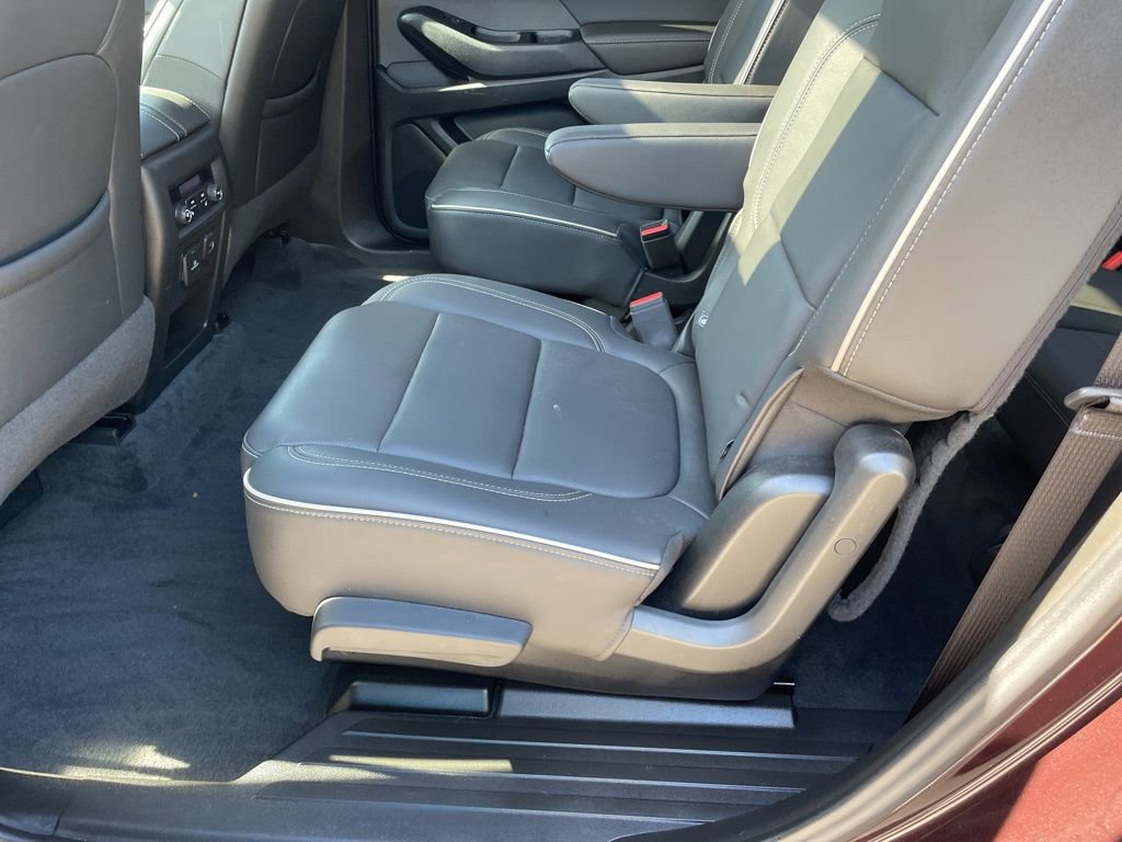 Used 2023 Chevrolet Traverse Premier AWD/4WD image 45