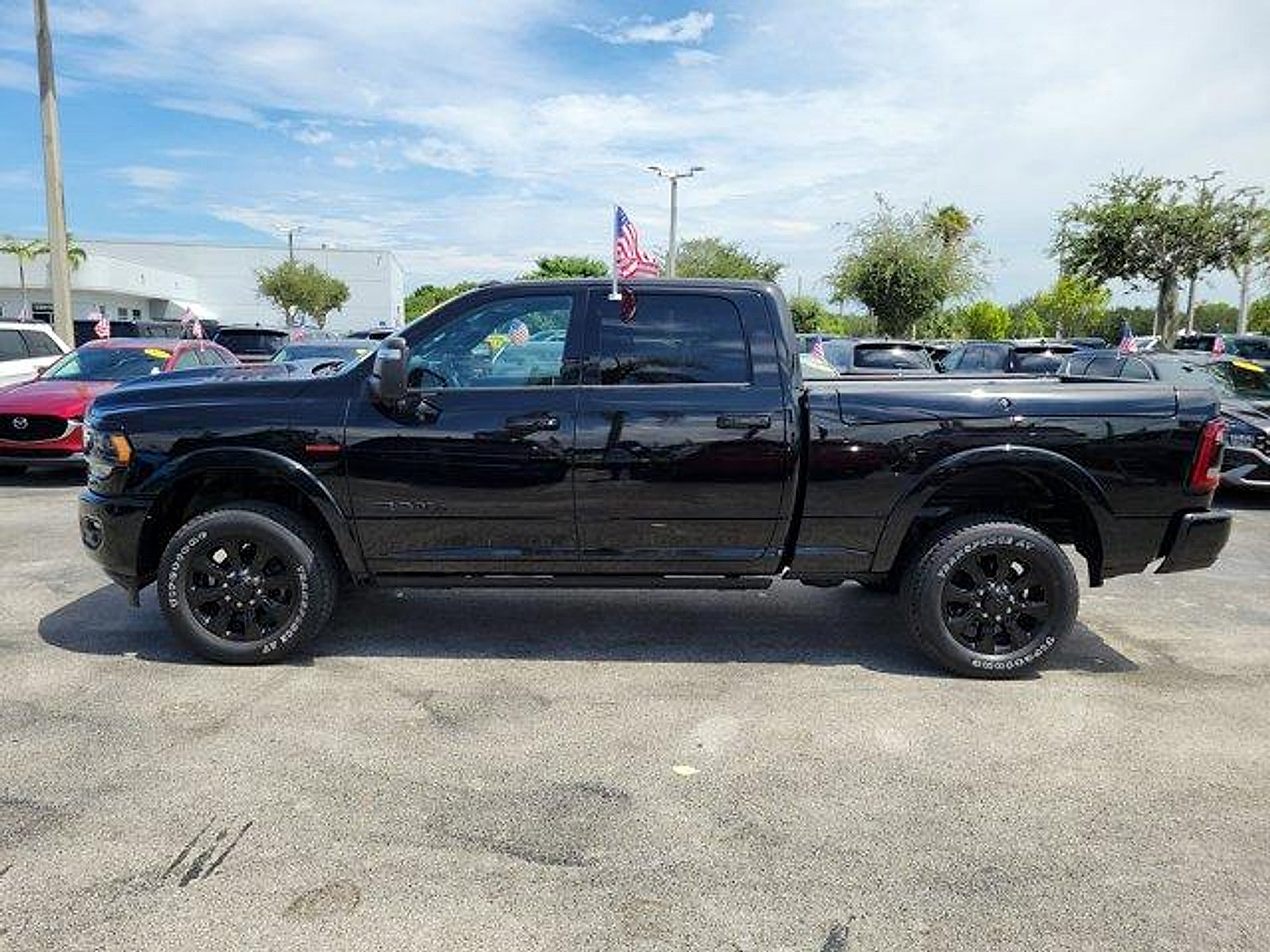 Certified 2024 RAM 2500 Limited AWD/4WD image 4