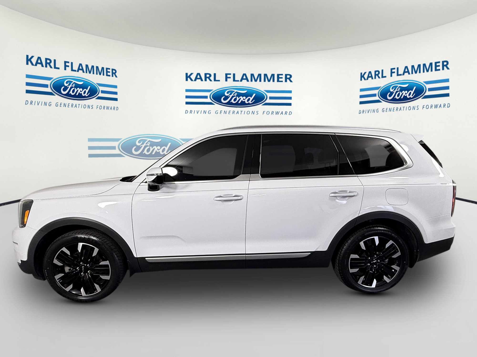 Used 2023 Kia Telluride SX FWD image 5