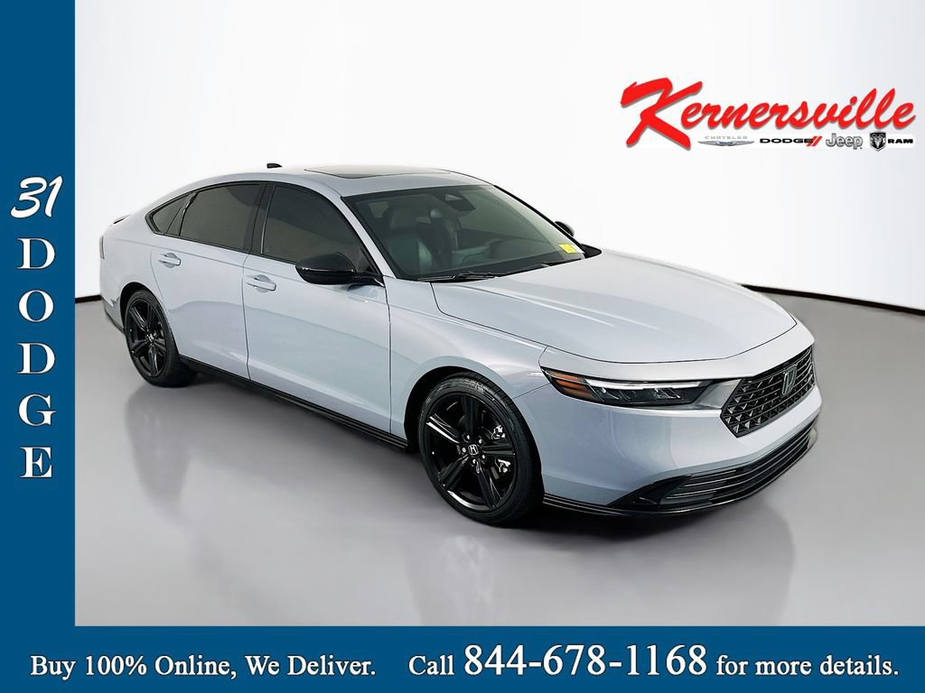 Used 2023 Honda Accord Sport image 1