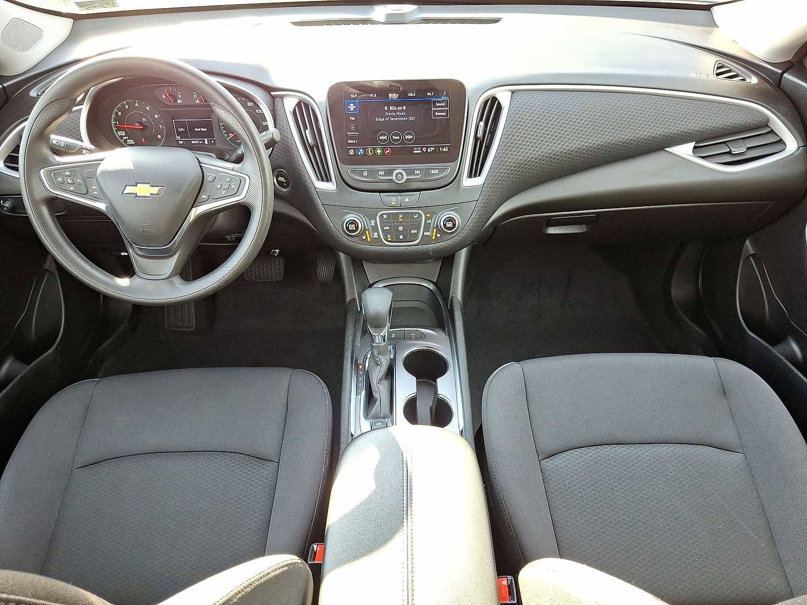 Used 2024 Chevrolet Malibu LT image 11