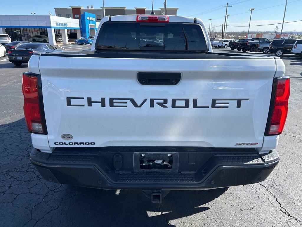 Used 2023 Chevrolet Colorado ZR2 w/ ZR2 Convenience Package III image 6