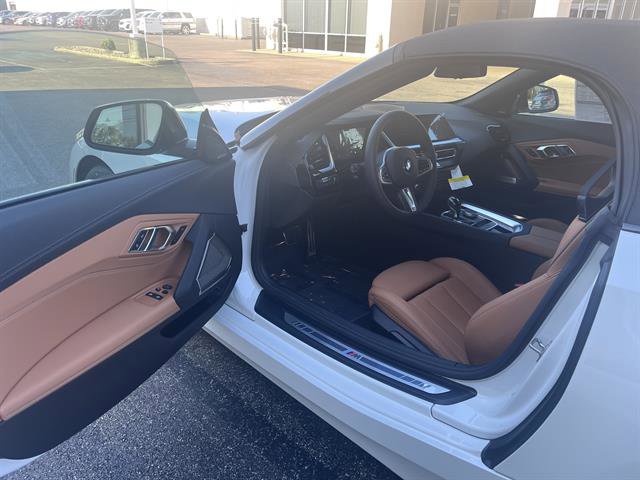 New 2026 BMW Z4 sDrive30i w/ Premium Package image 11
