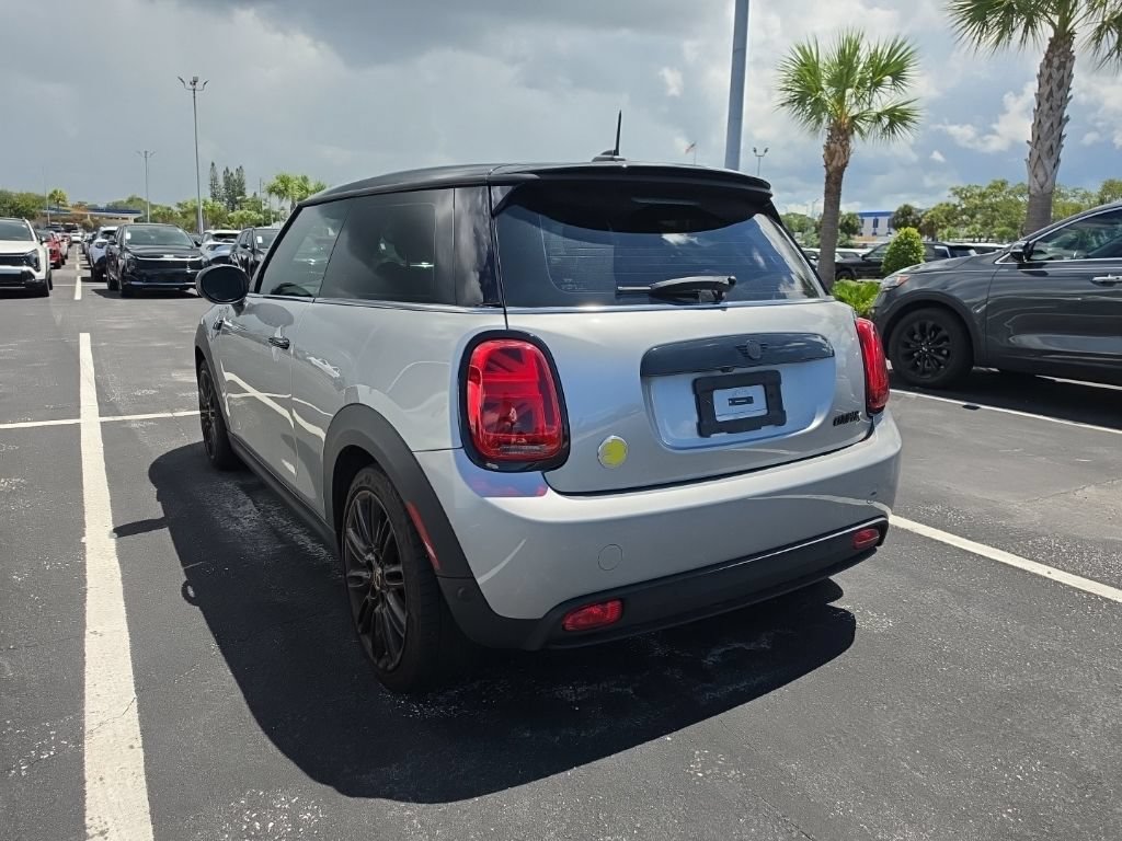 Used 2024 MINI Cooper SE FWD image 13