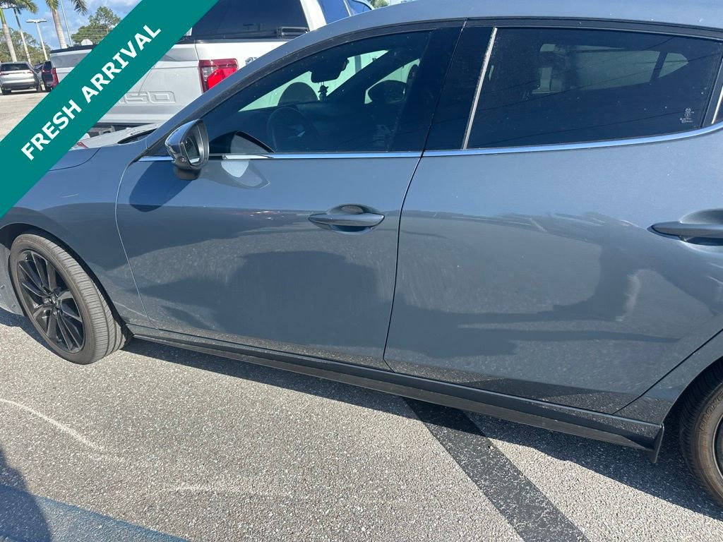 Used 2025 MAZDA MAZDA3 2.5 S Hatchback w/ Premium Pkg image 23