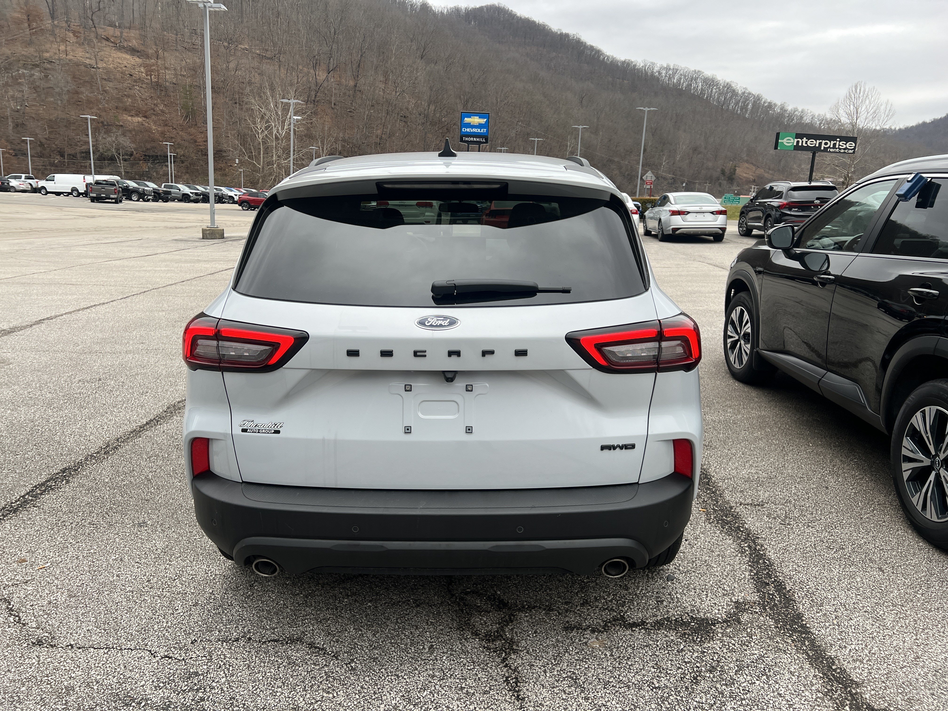Used 2025 Ford Escape ST-Line w/ Tech Pack #1 AWD/4WD image 4