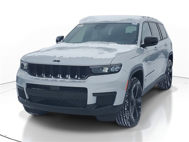 New 2025 Jeep Grand Cherokee L Altitude image 2