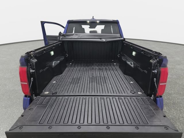 Certified 2025 Toyota Tacoma SR5 image 31