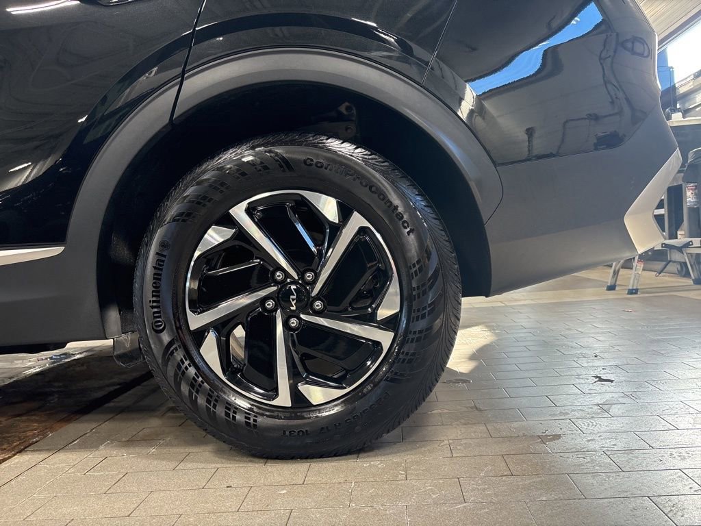 Certified 2024 Kia Sportage LX image 27
