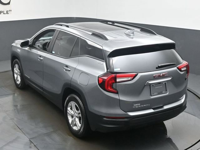 Used 2023 GMC Terrain SLE w/ Driver Convenience Package image 57