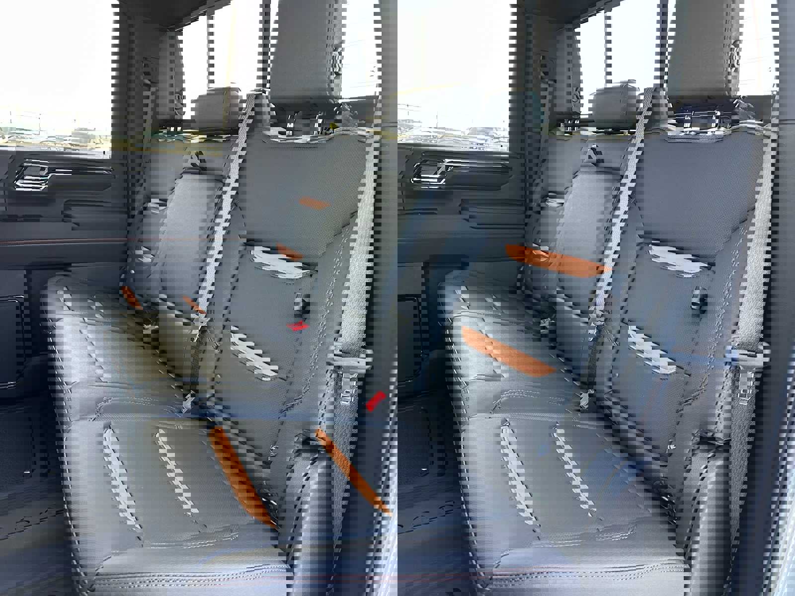 New 2026 GMC Sierra 2500 AT4 w/ AT4 Premium Plus Package image 17