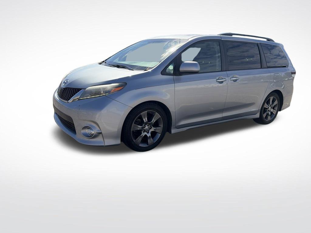 Used 2015 Toyota Sienna SE Premium