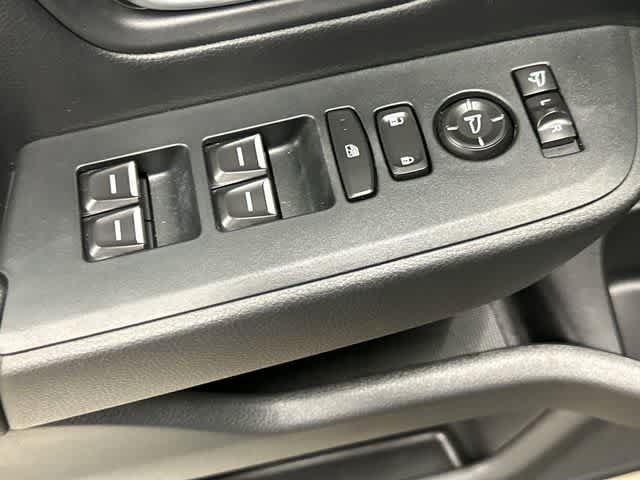 Used 2025 Honda Pilot TrailSport image 20