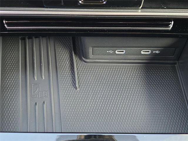 New 2026 Volkswagen Atlas SE FWD image 22