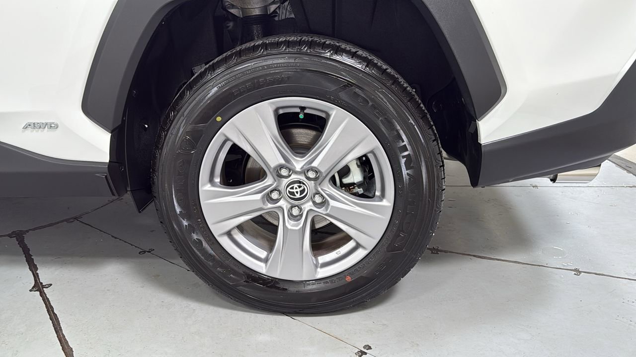 Certified 2025 Toyota RAV4 LE image 23