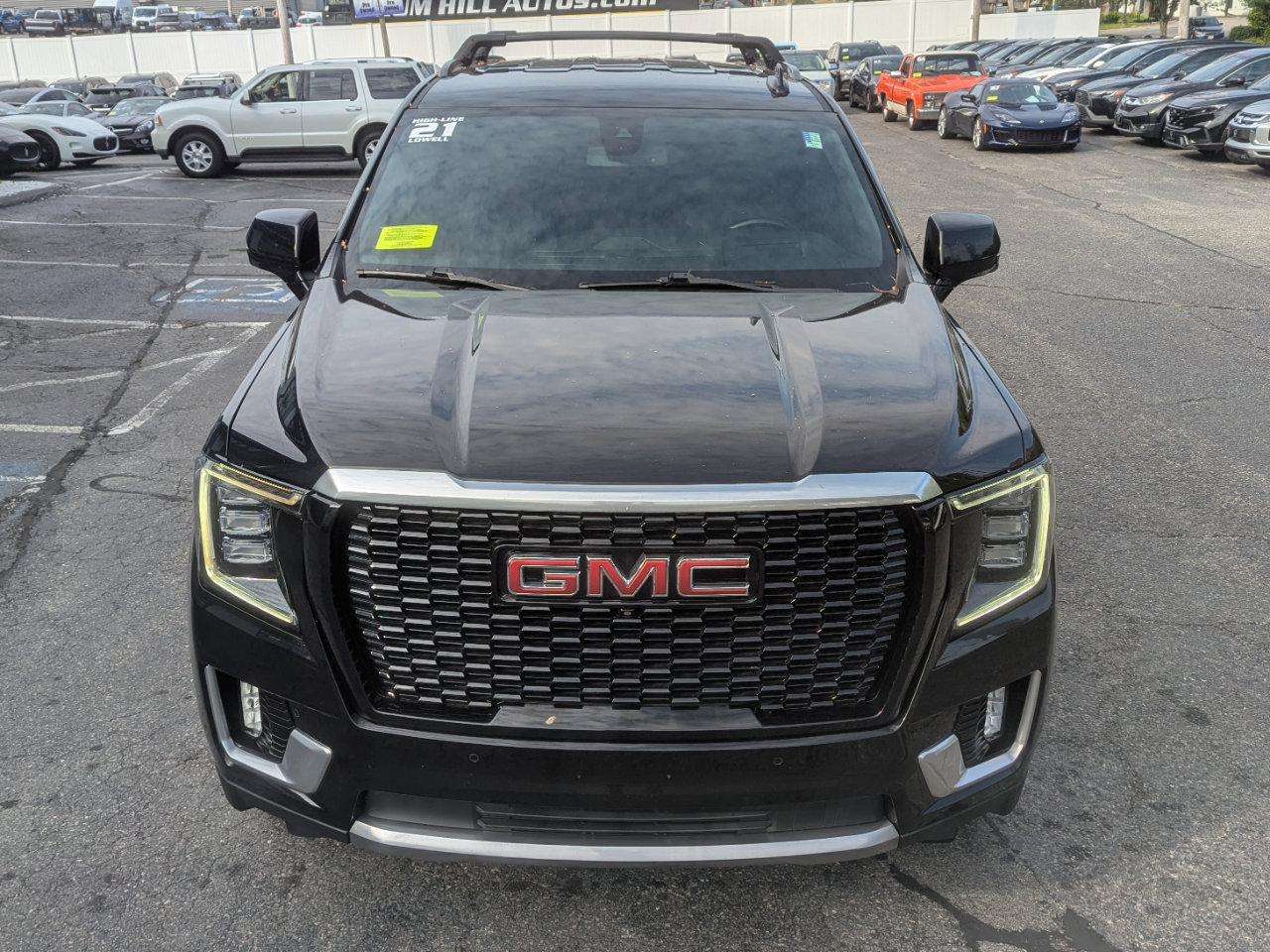 Used 2021 GMC Yukon XL Denali AWD/4WD image 3