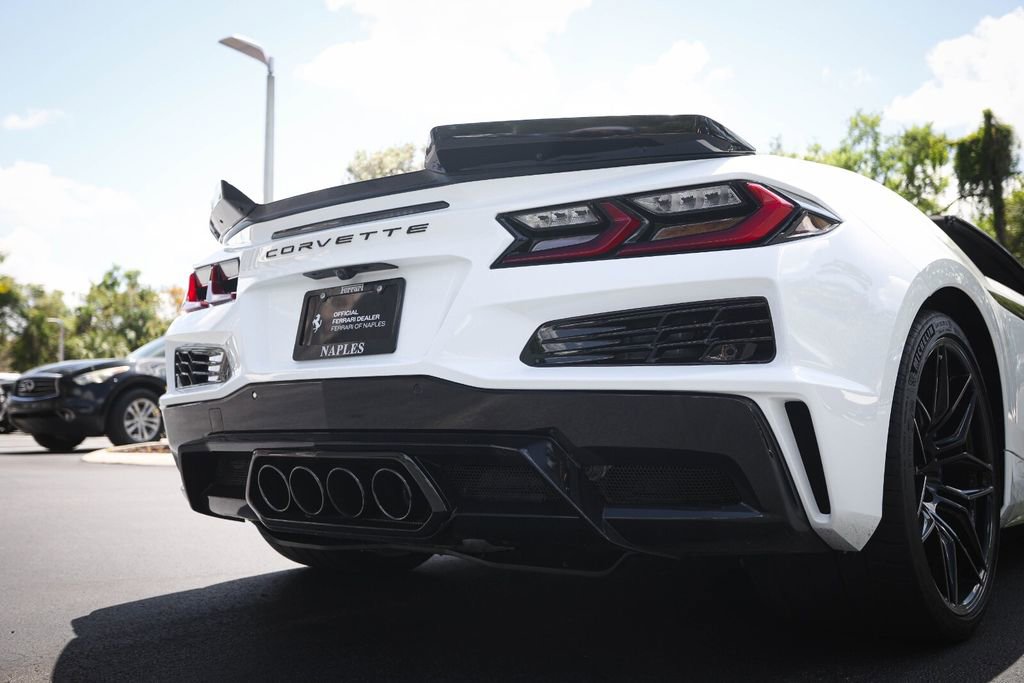 Used 2026 Chevrolet Corvette Z06 image 16