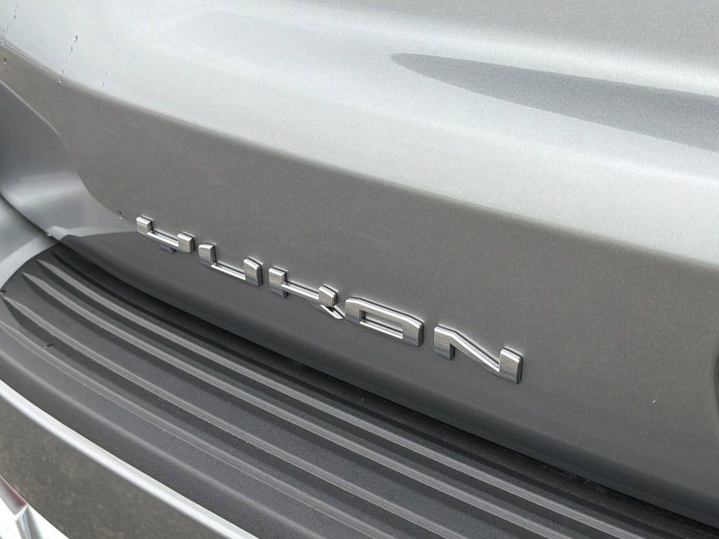 New 2026 GMC Yukon XL Denali w/ Denali Reserve Package image 10
