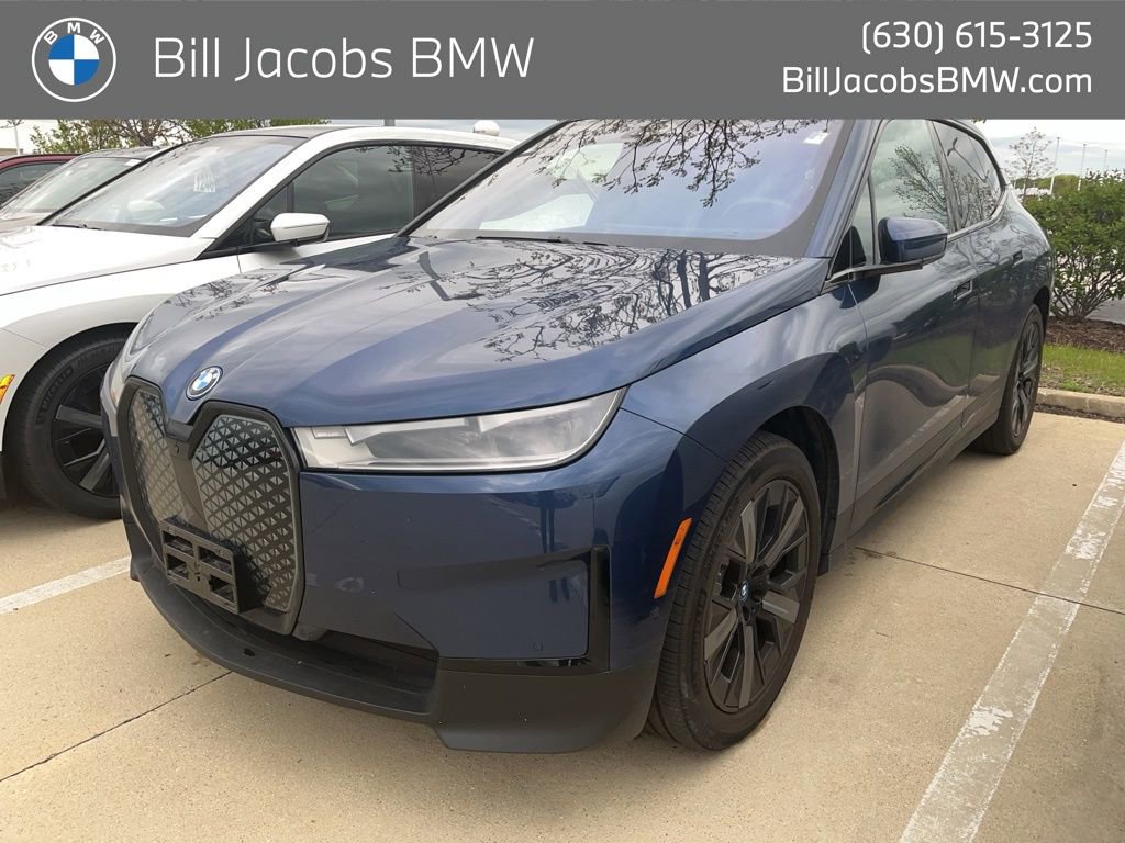 Certified 2024 BMW iX xDrive50 w/ Premium Package AWD/4WD image 1