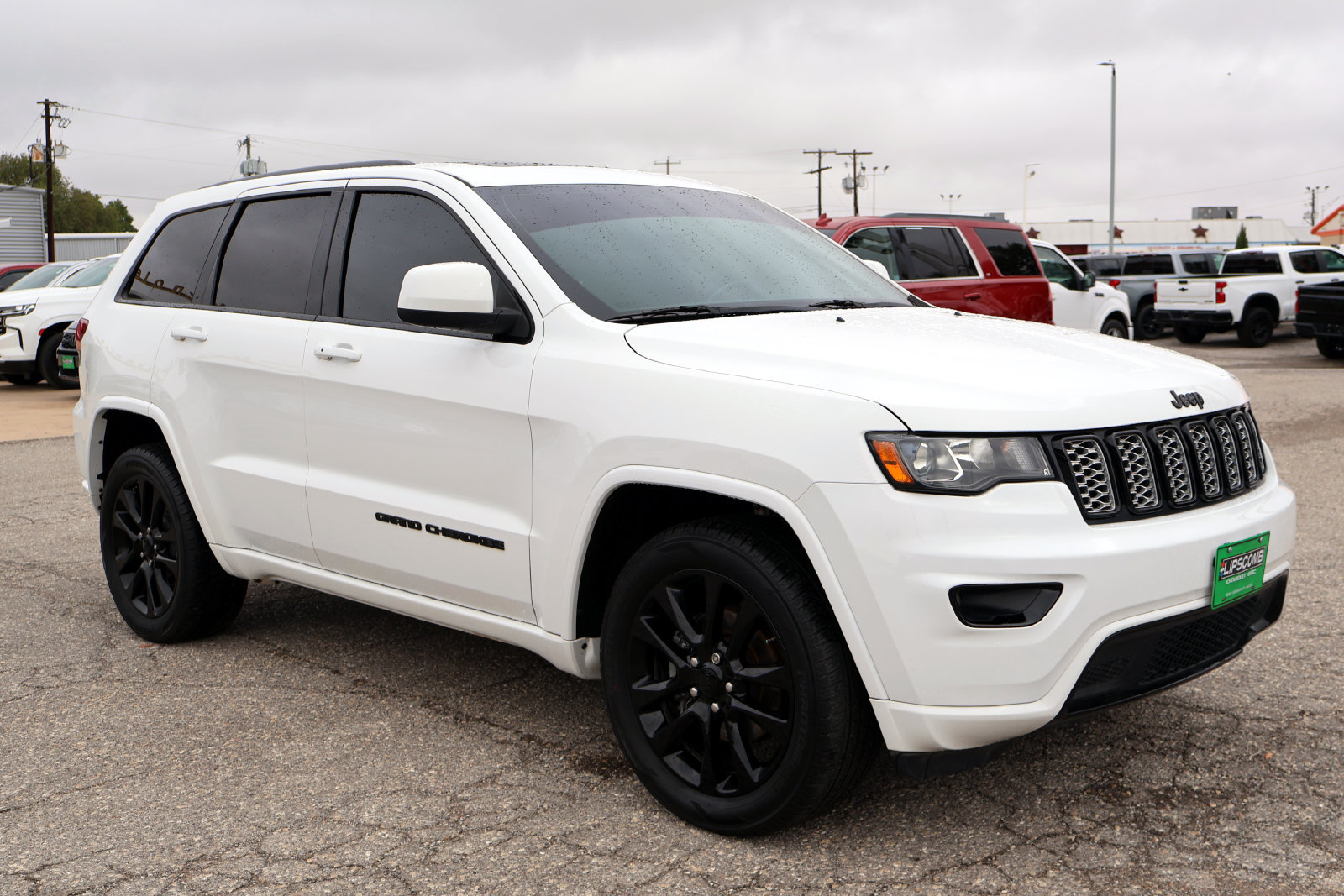 Used 2019 Jeep Grand Cherokee Altitude AWD/4WD image 4