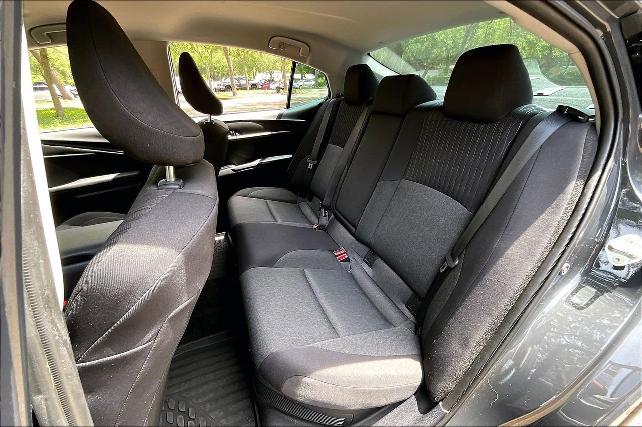 Used 2025 Toyota Camry LE FWD image 19