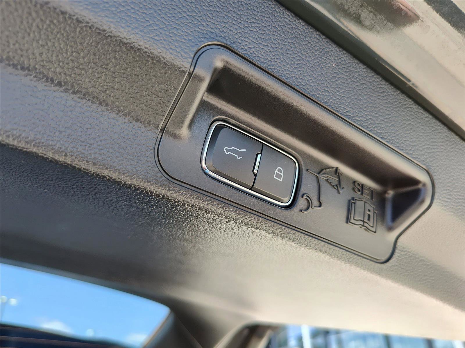 Used 2023 Ford Explorer Timberline w/ Timberline Technology Package image 9