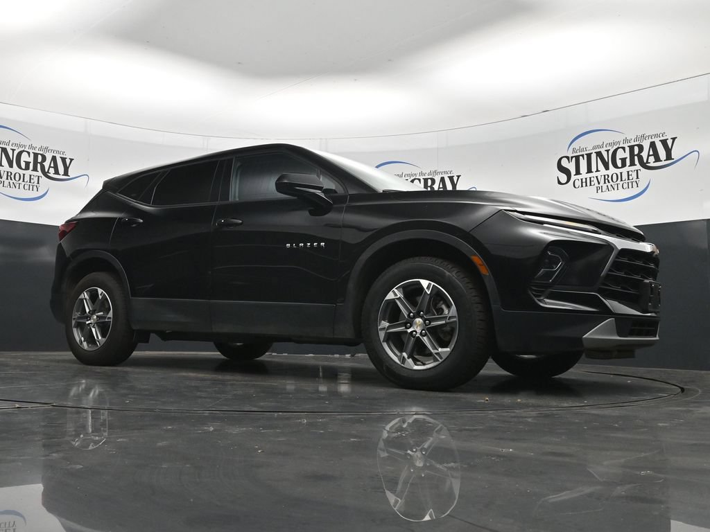 Used 2025 Chevrolet Blazer LT AWD/4WD image 26