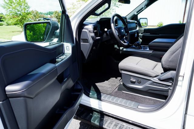 Used 2025 Ford F150 XLT w/ Equipment Group 301A Standard image 13