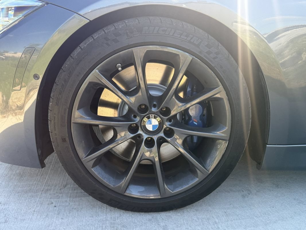 Used 2017 BMW 340i xDrive Sedan AWD/4WD image 19