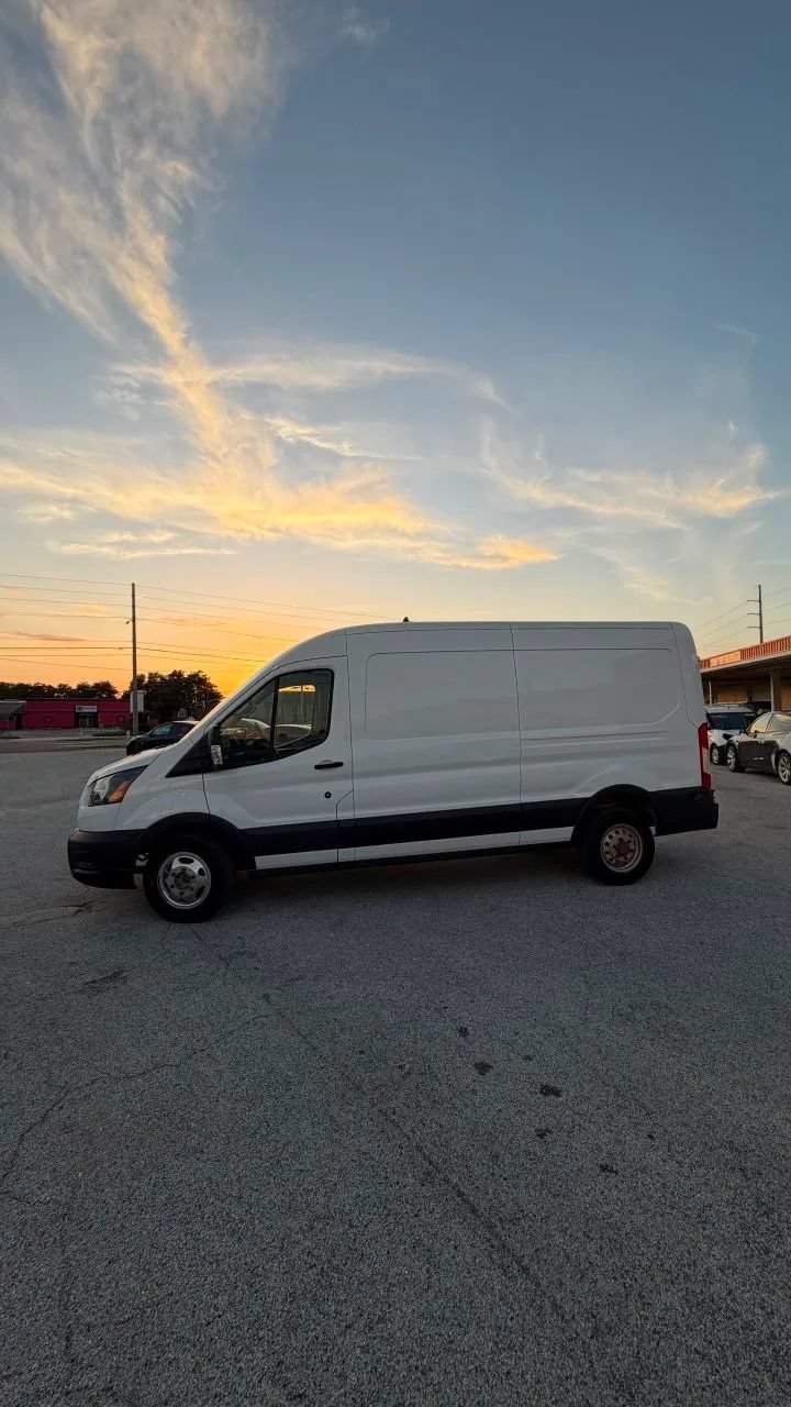 Used 2020 Ford Transit 250 Medium Roof AWD w/ Load Area Protection Package image 12
