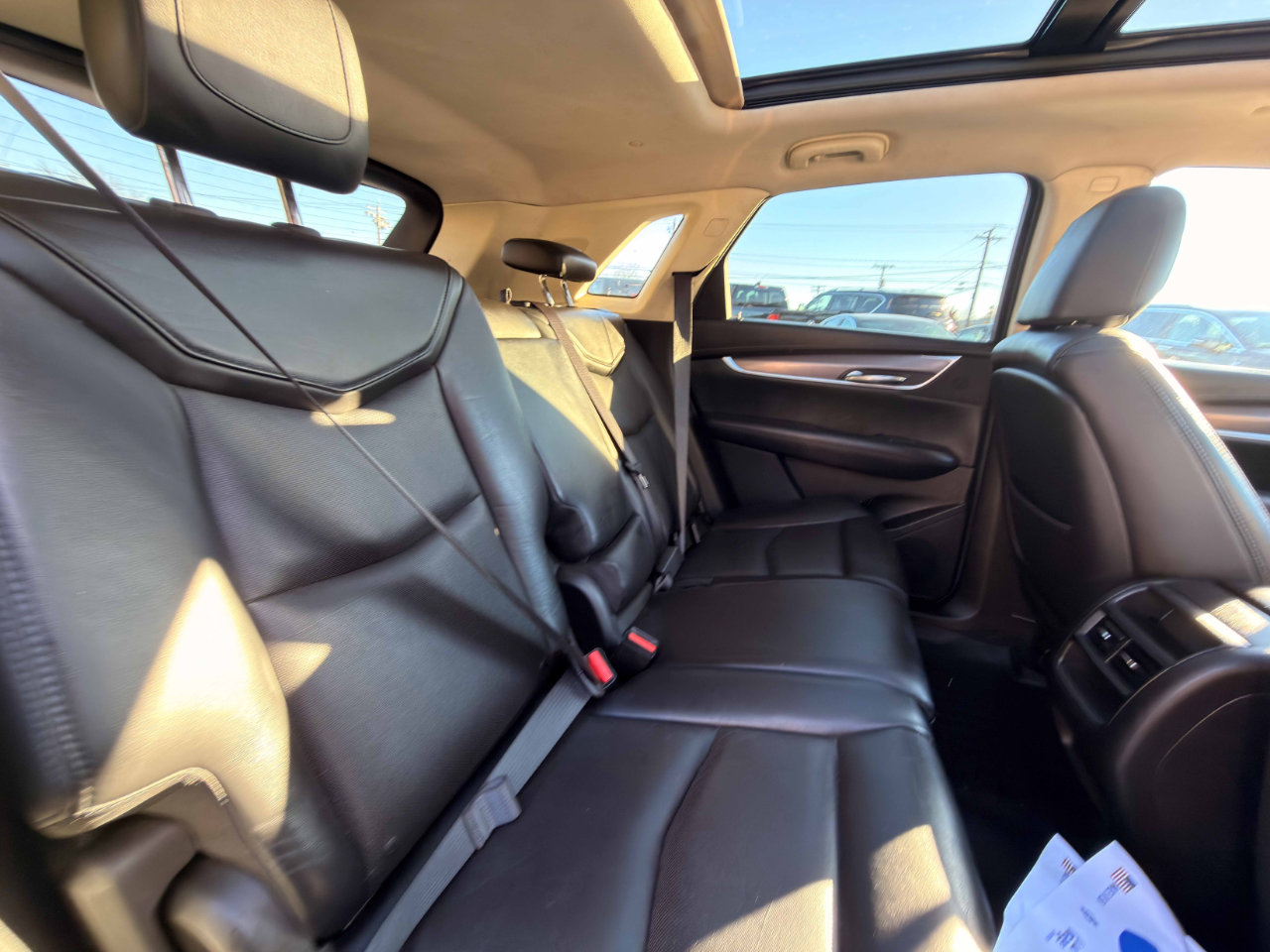 Used 2017 Cadillac XT5 Luxury image 19