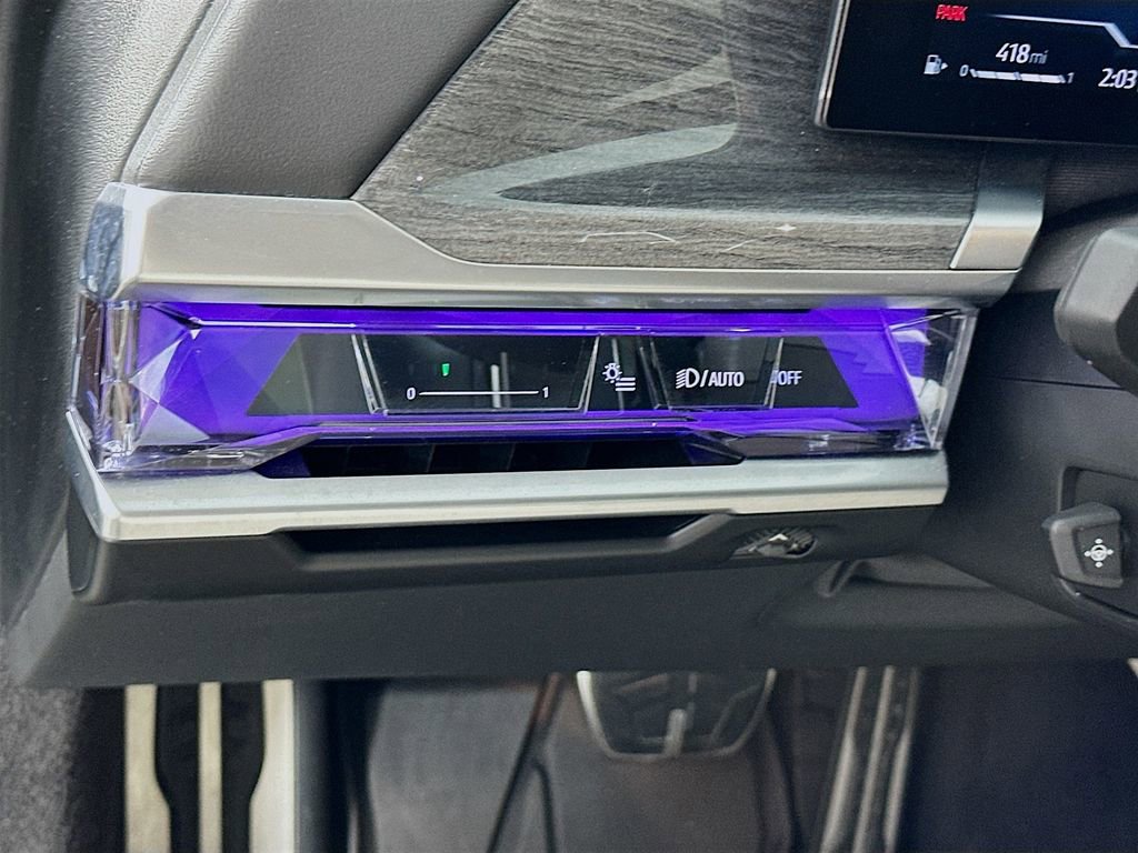 Used 2024 BMW 760i xDrive image 14