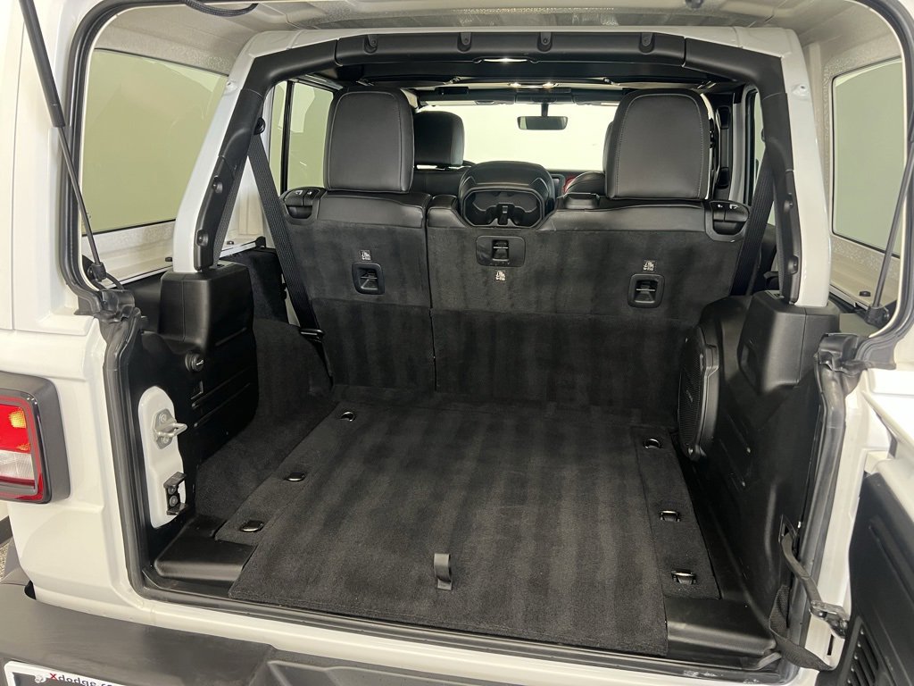 Used 2021 Jeep Wrangler Unlimited Rubicon w/ Uconnect 4C Nav & Sound Group image 7