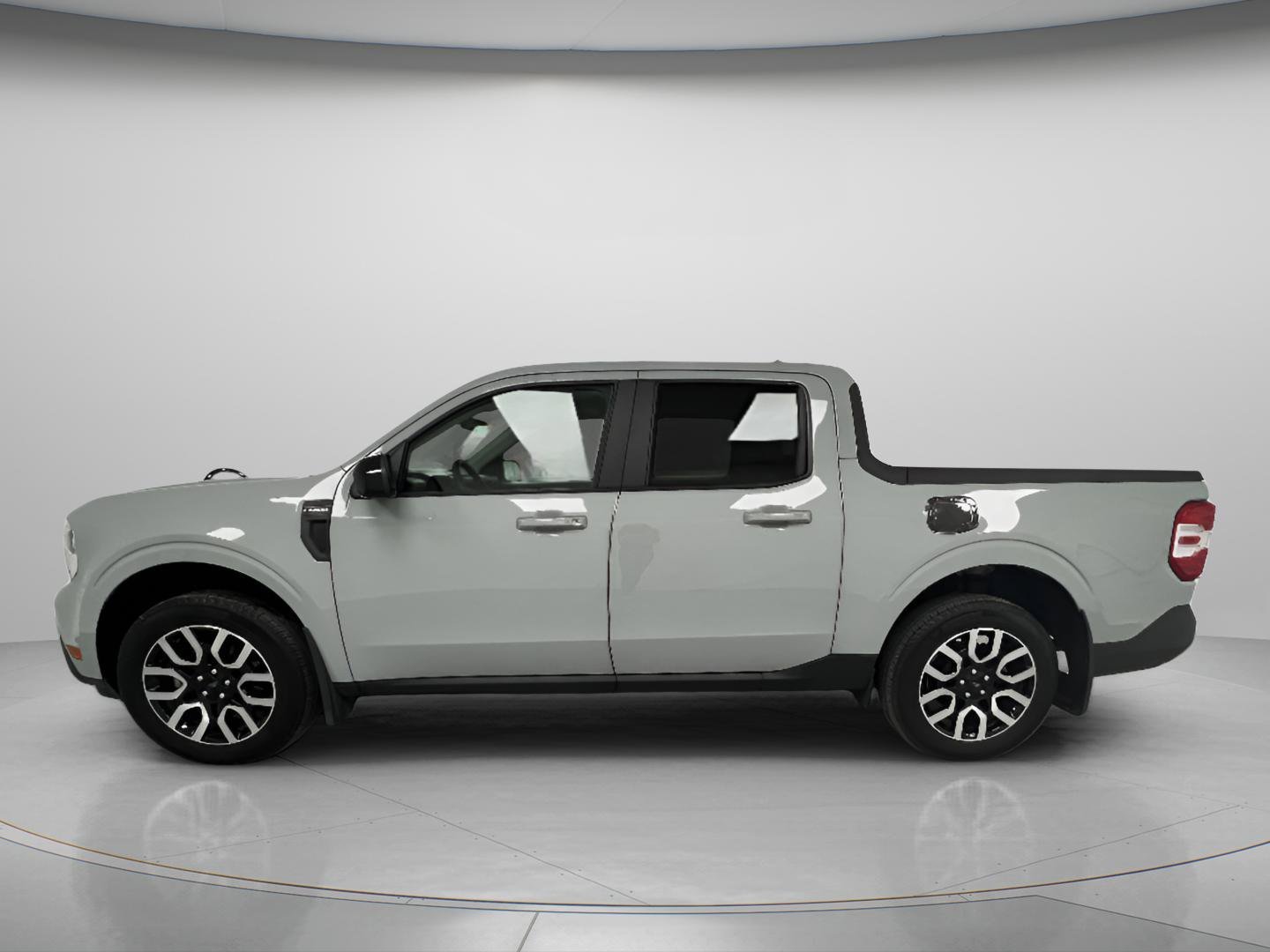 Used 2024 Ford Maverick Lariat AWD/4WD image 5