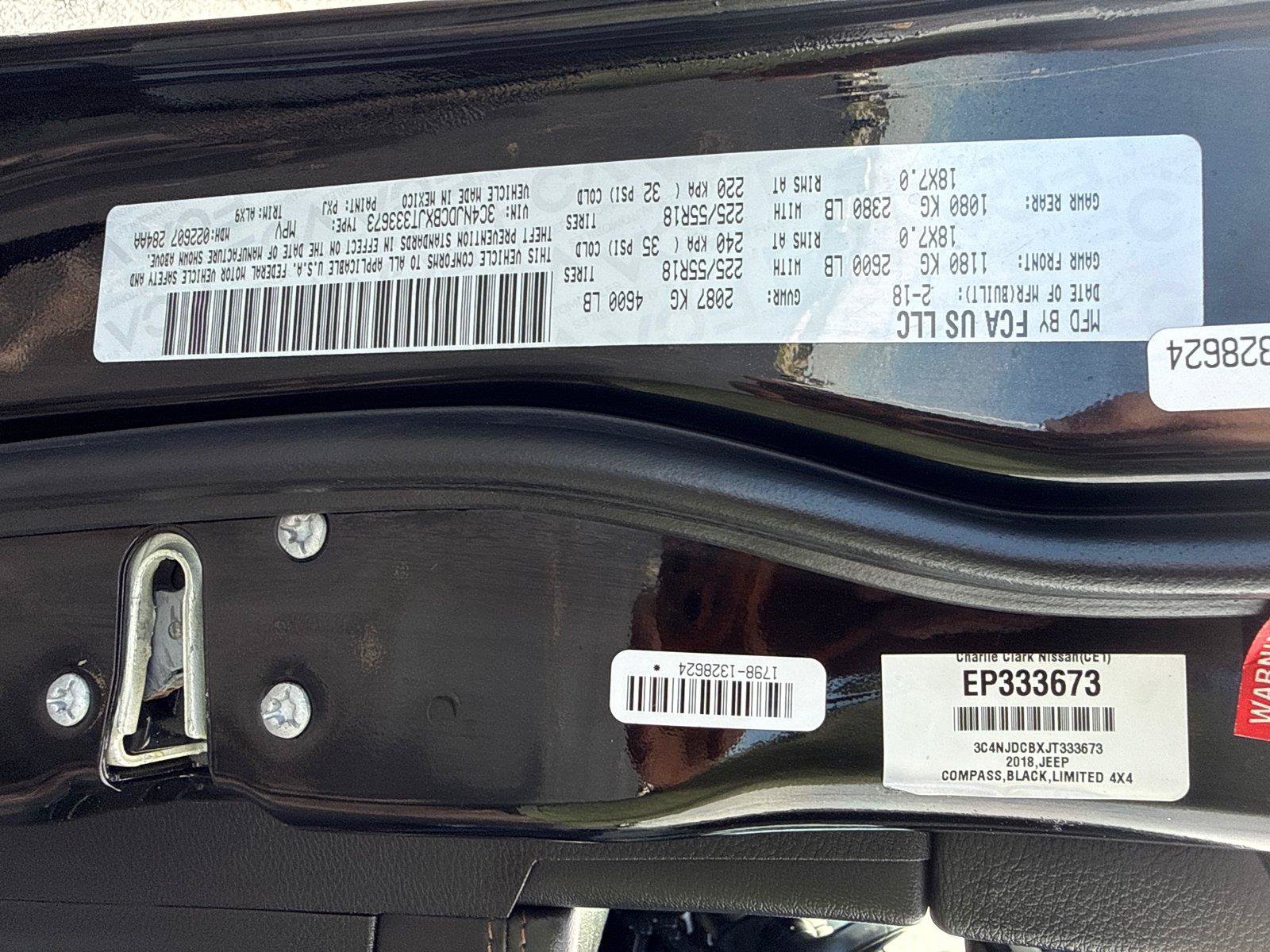 Used 2018 Jeep Compass Limited w/ Navigation Group AWD/4WD image 31