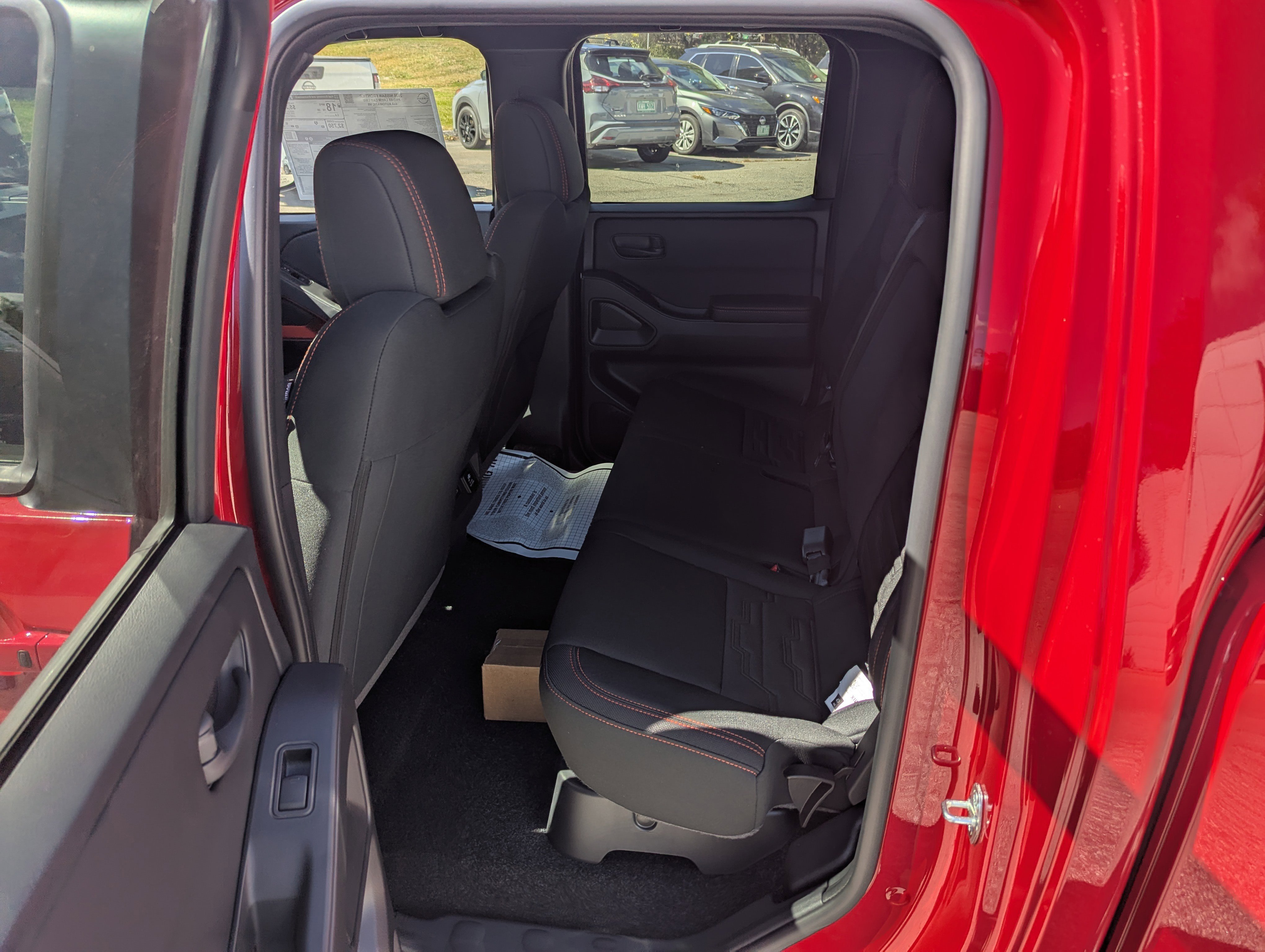 New 2026 Nissan Frontier PRO-4X w/ Pro-4x Convenience Package image 14