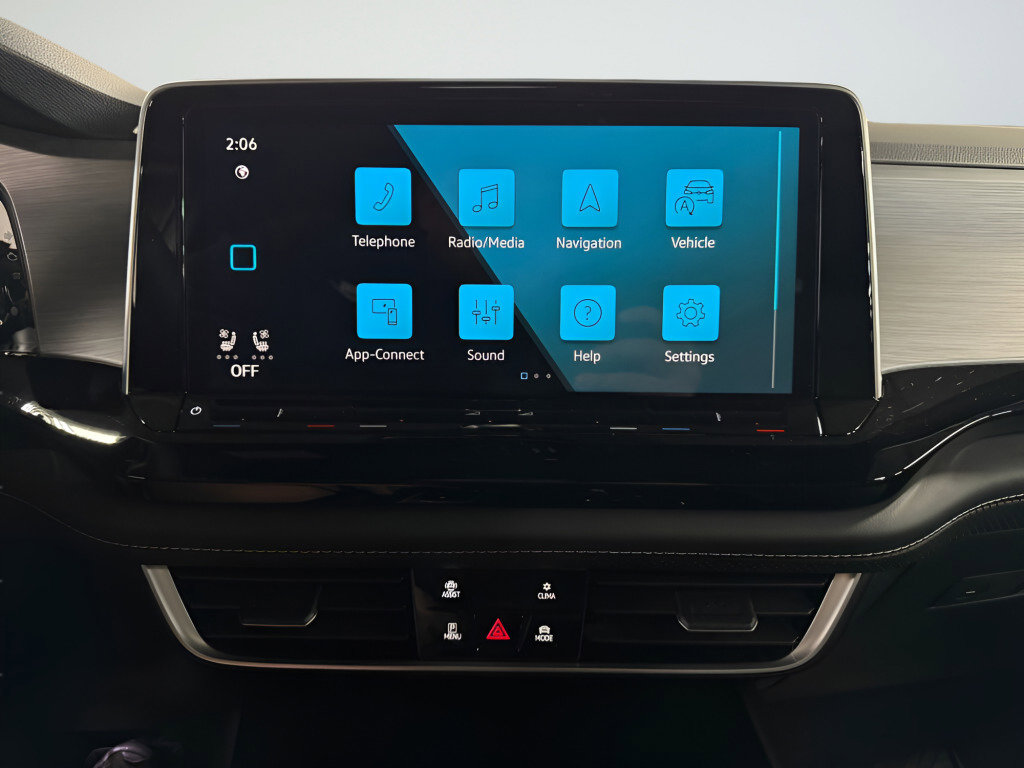 New 2026 Volkswagen Atlas Cross Sport SE image 15