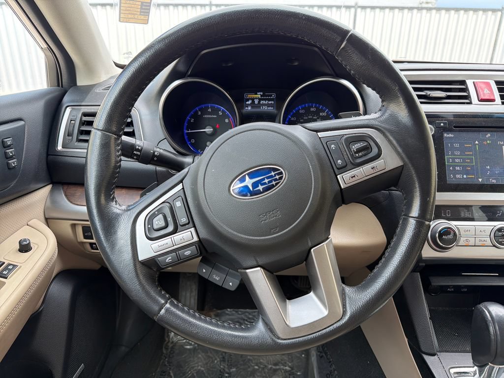 Used 2017 Subaru Outback 2.5i Limited AWD/4WD image 13