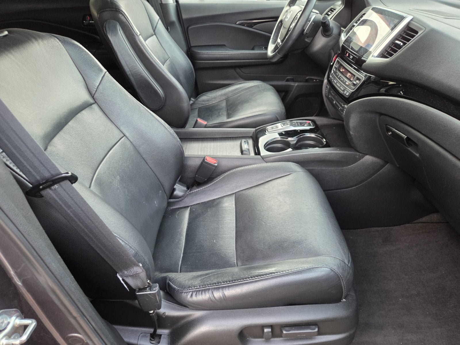 Used 2017 Honda Pilot Touring image 18