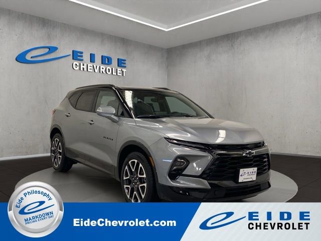 New 2026 Chevrolet Blazer RS image 1