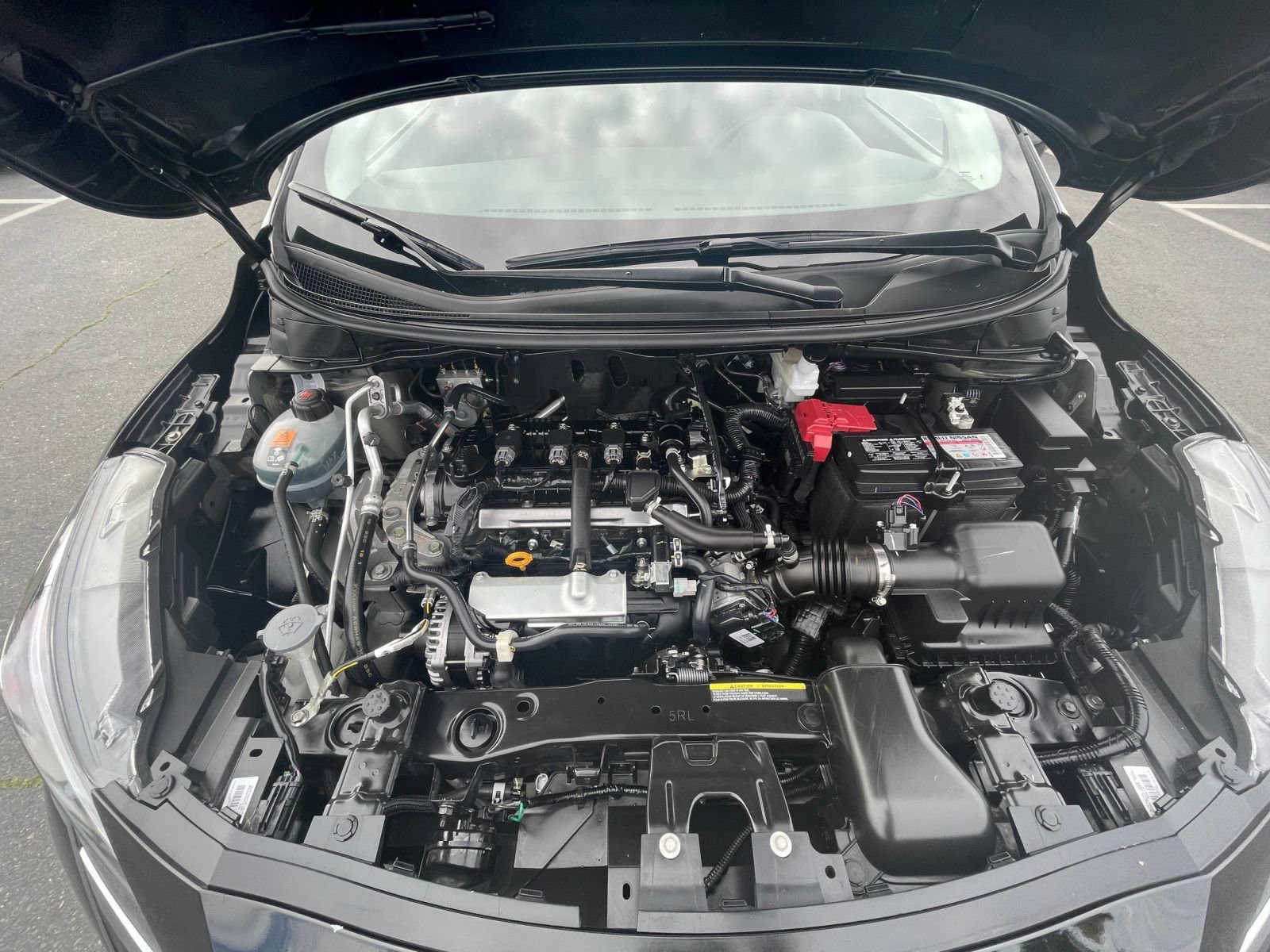 Used 2025 Nissan Versa SV image 27