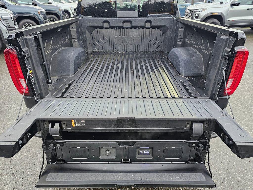New 2025 GMC Sierra 1500 Denali w/ Denali Carbonpro Edition image 13