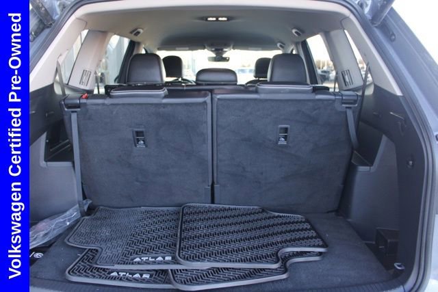 Used 2025 Volkswagen Atlas SE image 11