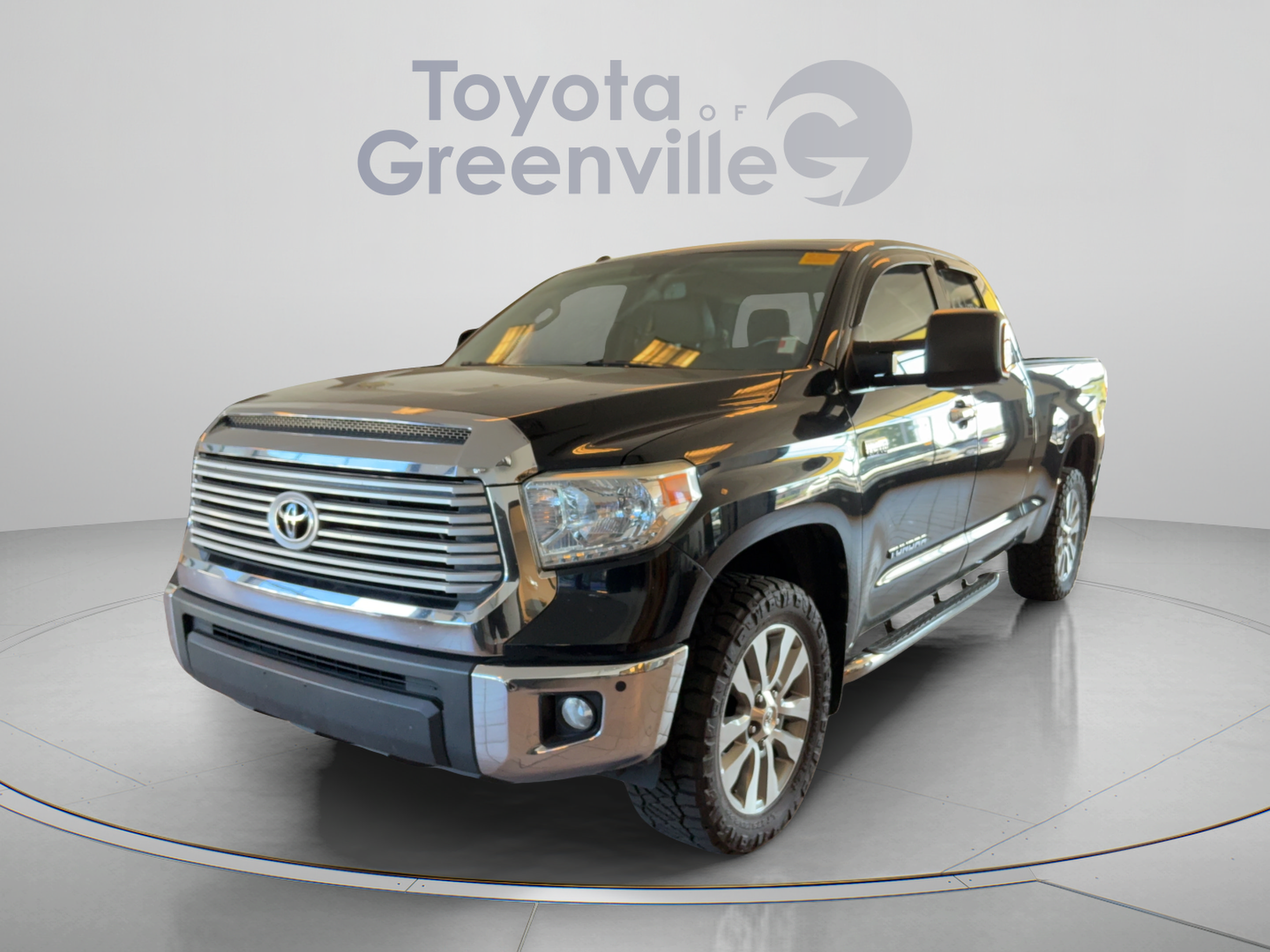Used 2017 Toyota Tundra Limited w/ Limited Premium Package AWD/4WD image 1