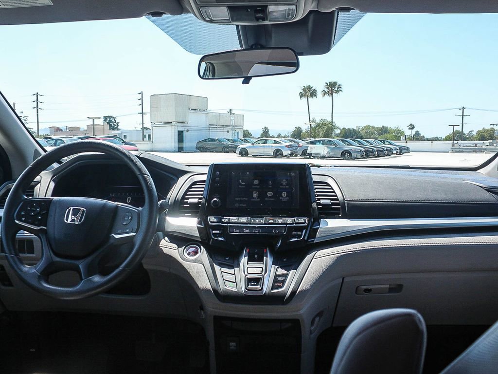 Certified 2018 Honda Odyssey EX image 13
