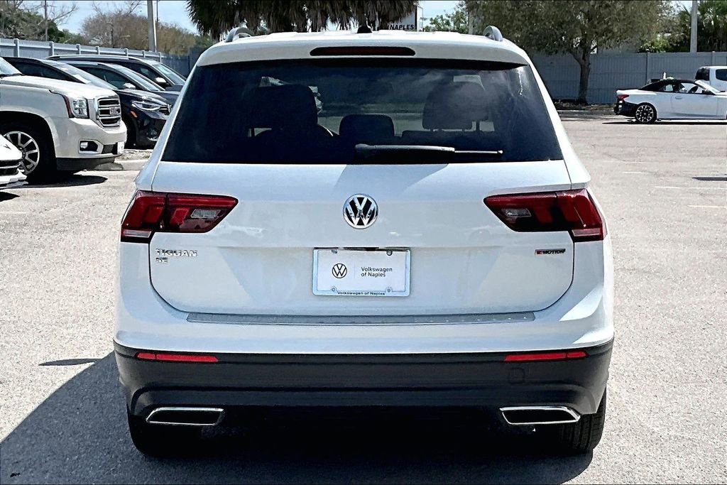 Used 2019 Volkswagen Tiguan SE w/ Panoramic Sunroof Package image 6